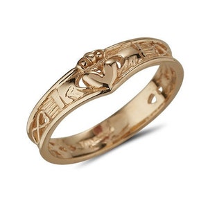 Wishbone Style Claddagh Ring