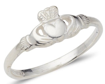 Sterling Silver Dainty Claddagh Ring