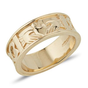 Herren Claddagh Band in Gold