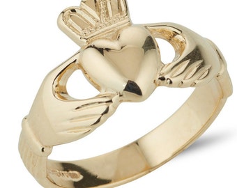 Classic Ladies Claddagh with Celtic Band in Gold