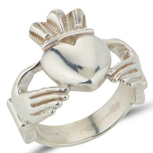 Extra Large White Gold Claddagh Ring