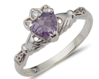 Aoine Claddagh Ring with Birthstone