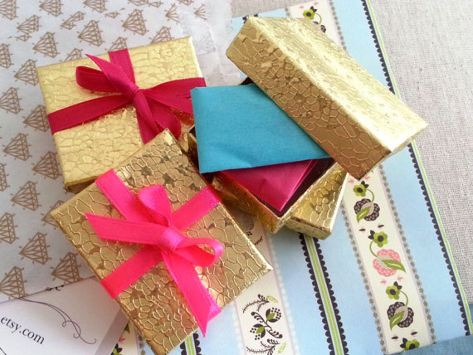 Vintage Oval Locket Necklace. Oval Brass Locket. Large Locket Etsy