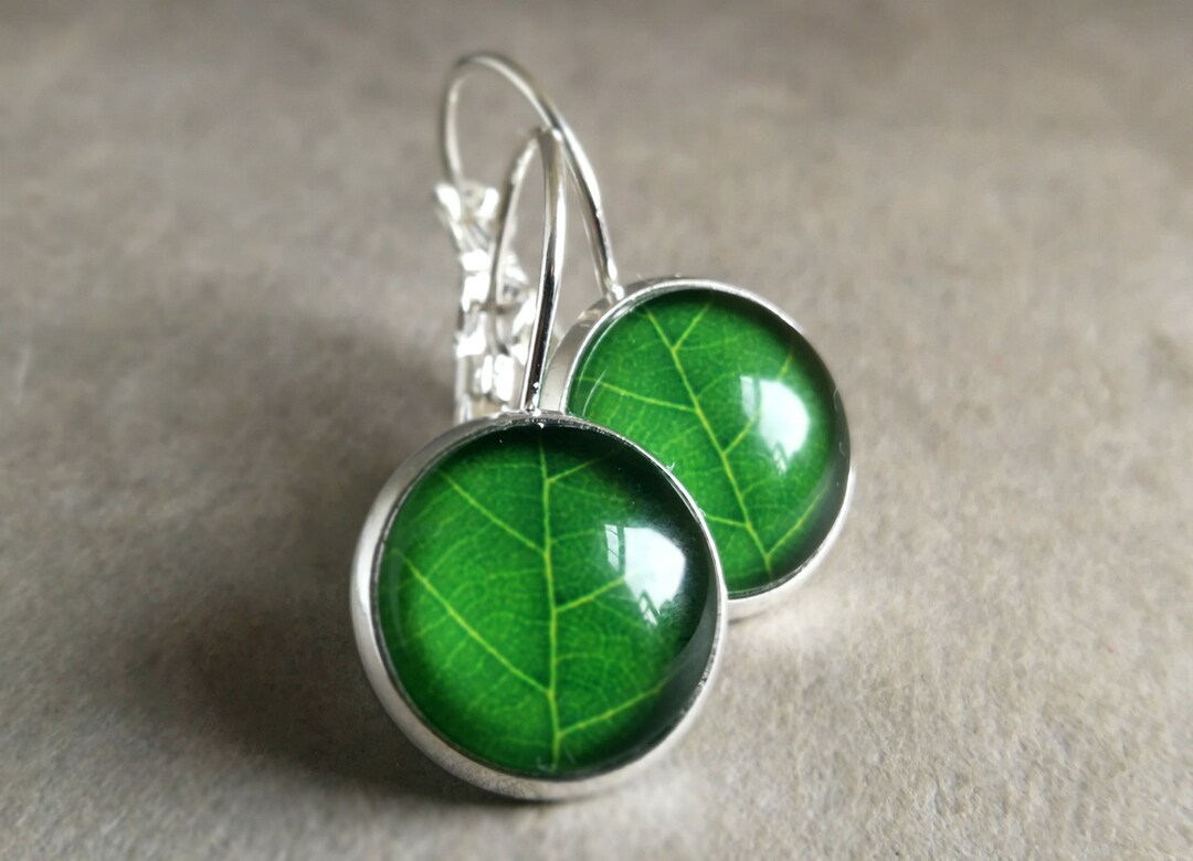 Dervivea Boho Gold Blatt Ohrringe - Mit Rotem Kristall, Lange Tropfen Ohrringe