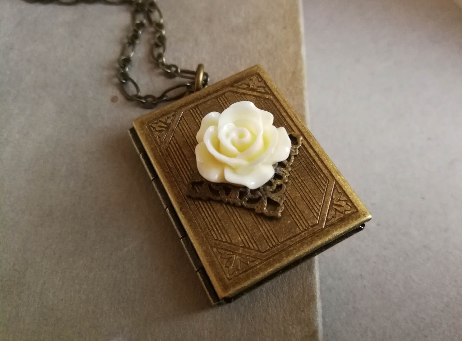 Vintage Book Locket Necklace. Ivory 