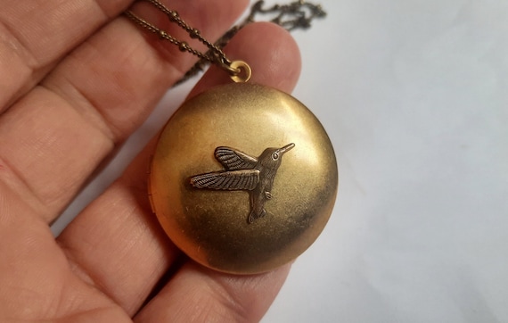 Hummingbird locket shop