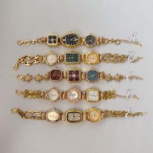 Könnte beinhalten: Eine Sammlung von fünf goldfarbenen Armbanduhren im Vintage-Stil mit verschiedenen Zifferblattformen, darunter quadratisch, oval und rund. Jede Uhr hat ein einzigartiges Armbanddesign und eine Zifferblattfarbe.