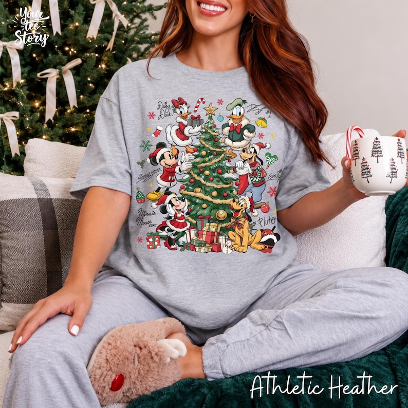 Pex Card Help Mickey and Friends Signatures Christmas Sweatshirt,disney Christmas ...