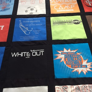 Colcha de camiseta, colcha de memória, DEPÓSITO, cobertor de estádio, colcha de camiseta de memória, presente de formatura, presente de faculdade, roupa de cama de camiseta