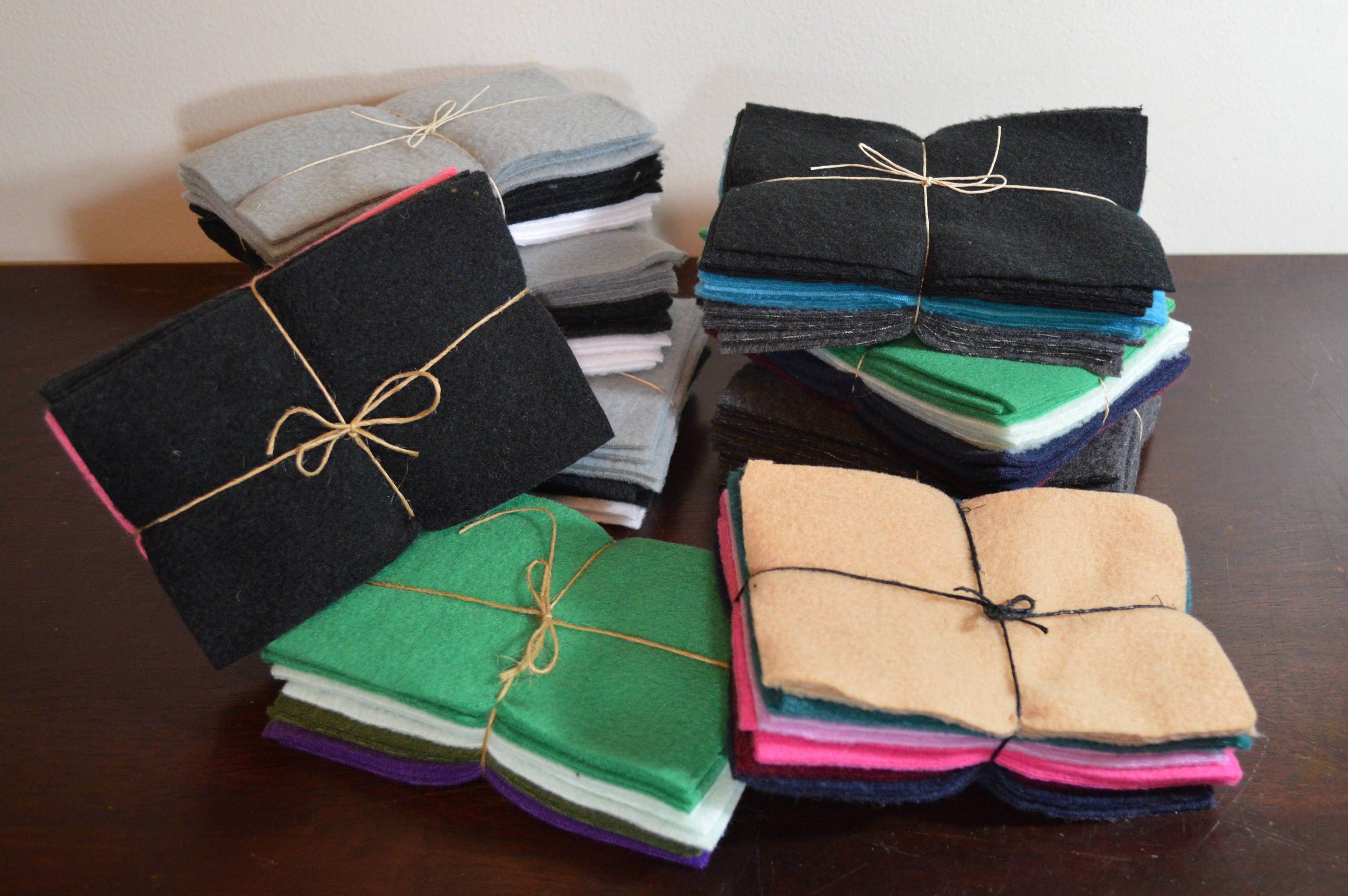 Bulk top dog blankets