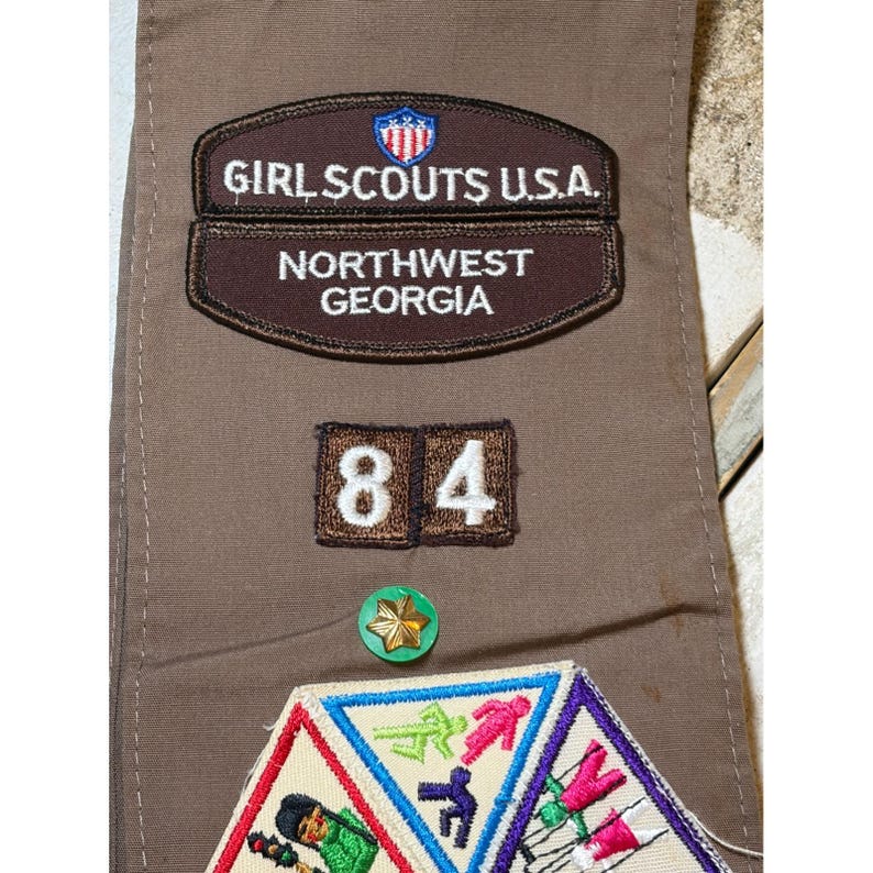 Vintage Girl Scout Brownie Sash Panel Northwest Georgia Troop 84 w/Patches 90s image 3