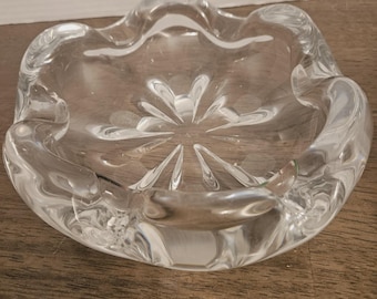 Signed KOSTA Sweden "Stella Polaris" Art Glass Bowl/ Ashtray MCM 8"