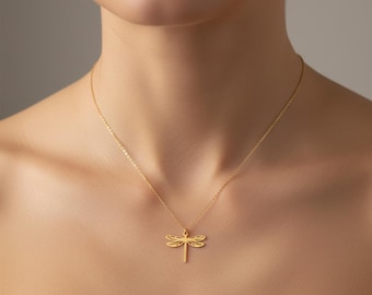 Dragonfly Necklace Minimal Dragonfly Pendant Nature Jewelry Delicate Insect Necklace Gift for Her Silver Gold Rose