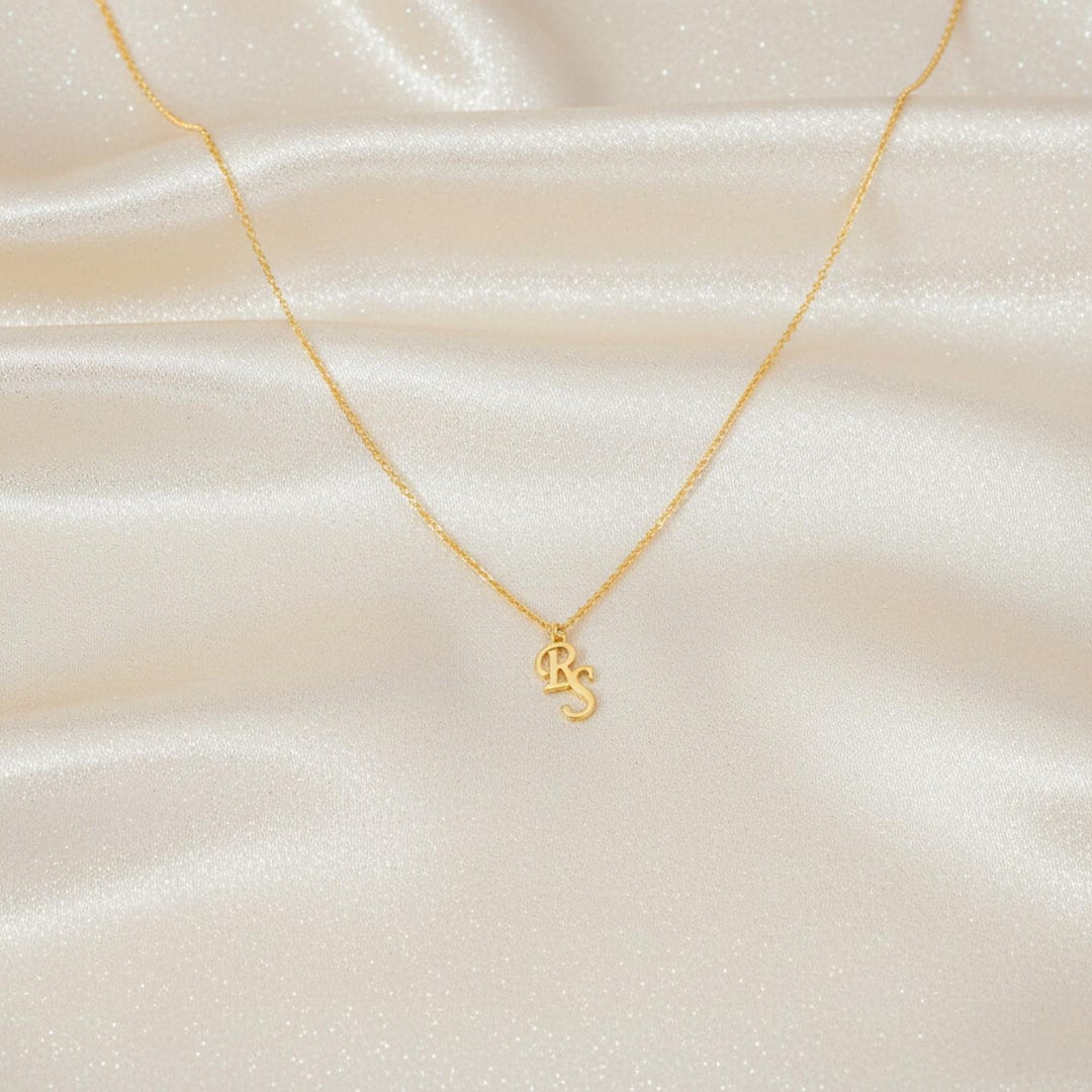 Left Side Intital R Interlocking Initals Interlocking Initial Necklace Silver, Personalised Letter Necklace ...