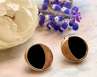 14K Crescent Moon Yellow Gold and Onyx Button Earrings vintage 1990s