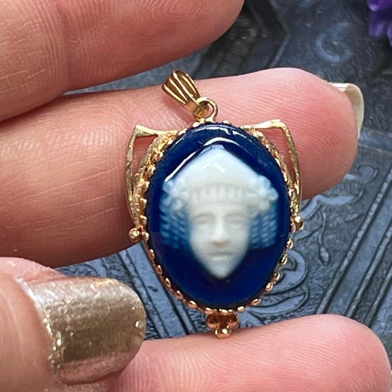 Oracle of Delphi flow blue Limoges pendant in sol… - image 4