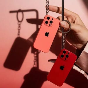 Mini porte-clés pour iPhone, porte-clés 3D pour smartphone, cadeau Tech Bestie