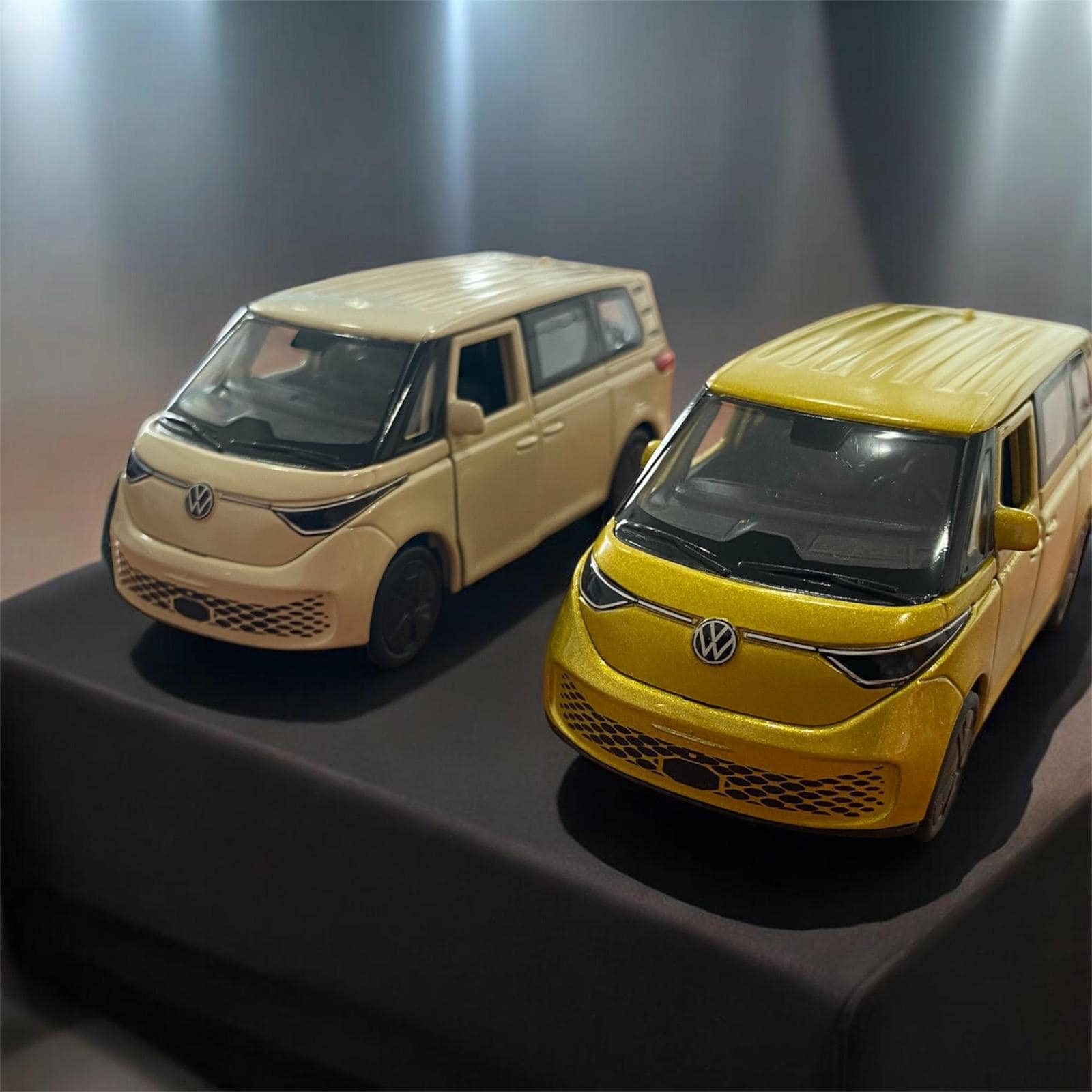 Volkswagen Golf Gti Esc. 1:24 Colores A Elegir Cararama | Envío gratis