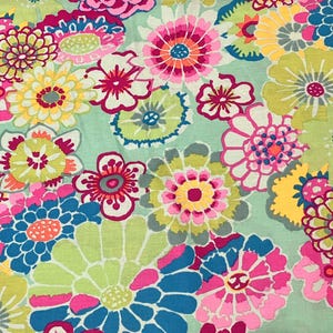 Retired ASIAN CIRCLES Mint Green Kaffe Fassett Cotton Quilting Fabric Turquoise Blue Magenta Pink Floral Fat Quarter Out of Print oop