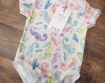 Seahorse bodysuit, under the sea, infant bodysuit, infant romper, baby clothing, baby bodysuit, infant clothing, baby romper