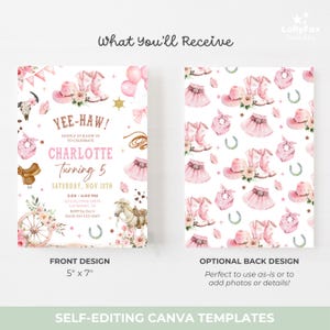 Puede incluir: Dise&ntilde;o de invitaci&oacute;n rosa y blanco con tem&aacute;tica de vaquera. El dise&ntilde;o frontal presenta el texto "Yee-Haw!" y "Charlotte Turning 5". El dise&ntilde;o posterior tiene un patr&oacute;n repetido de botas, sombreros y faldas. La invitaci&oacute;n mide 12,7 cm x 17,8 cm.