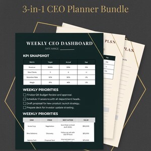 Peut inclure: Un ensemble de planificateurs de PDG 3-en-1 avec un tableau de bord hebdomadaire vert foncé. Le tableau de bord comprend des instantanés des KPI pour les revenus, les nouveaux clients, le taux de fidélisation et la marge. Il liste également les priorités hebdomadaires. Texte blanc.
