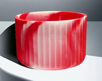 Red & White Pearl Swirl Fluted Silicone Tumbler Boot