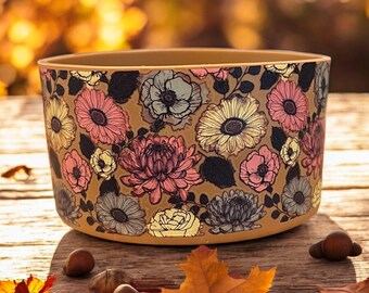 Vaso de silicona color canela con estampado de flores otoñales