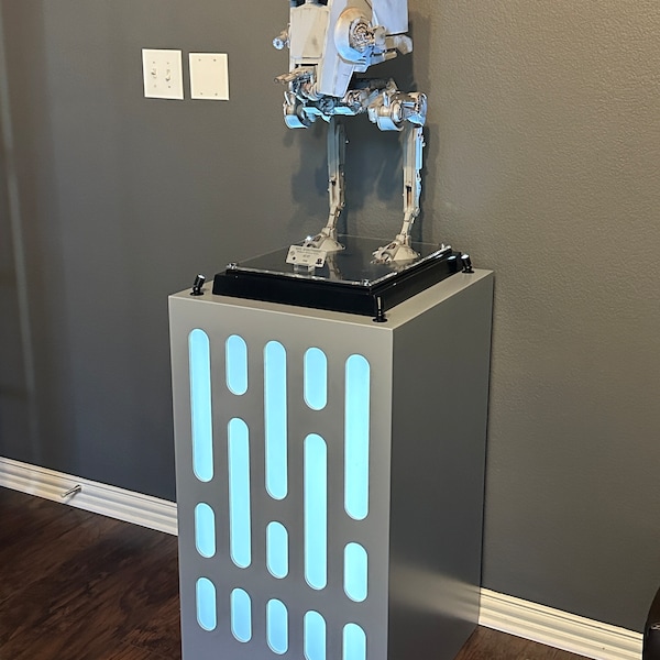 Star Wars Imperial Display Pedestal