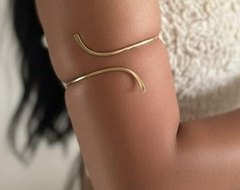 Hammered Wisp Upper Arm Cuff • Gold, Silver, Brass Armband Bracelet • Minimalist Armlet Jewelry