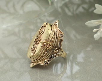 Gold Poison Box Ring - Vintage Style Locket Ring - Secret Compartment Jewelry - Ornate Boho Statement Ring - Victorian Pill Box Ring