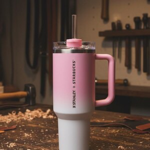 NEW Starbucks X Stanley 40oz Tumbler - Berry Pink Glitter Quencher (2024)