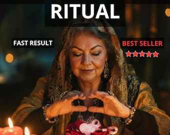 Pode incluir: Imagem com o texto "OPEN HIS HEART RITUAL". Vê-se uma mulher com as mãos a formar um coração sobre uma taça com pétalas de rosas vermelhas e um objeto branco. Velas vermelhas estão acesas à volta da taça. Os textos "FAST RESULT" e "BEST SELLER" também são visíveis.