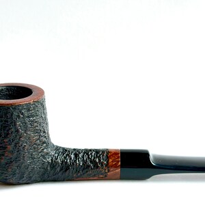 Randy Wiley Galleon Rusticated Billiard Pipe with stem issue