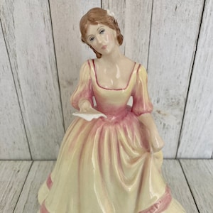 Rare 1991 Royal Doulton Figurine - Yours Forever - HN 3354 - Signed