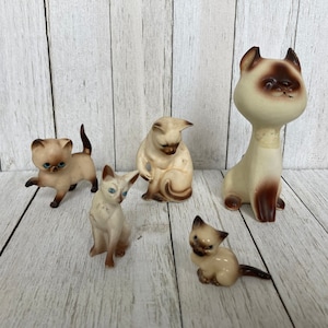 Vintage Siamese Porcelain Cat Figurines - Mixed Lot of Small Porcelain Kitties