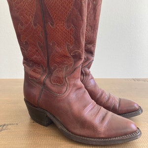 Vintage Texas Brand Mens Brown Leather Western Boots Style M 153- Cowboy Boots Size 6 1/2D - Fancy Uppers