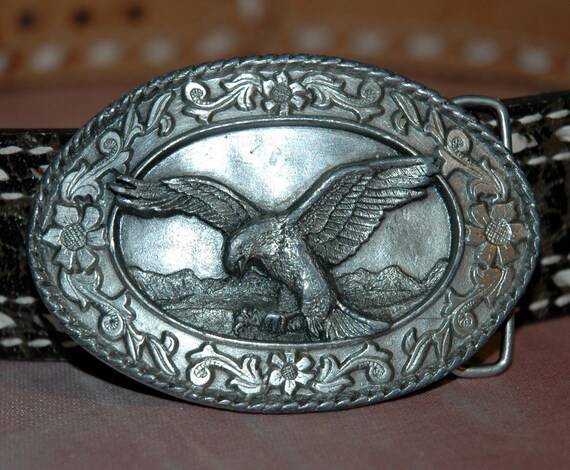 1985 Siskiyou Buckle Co Pewter Eagle Belt Buckle, SW-2 1985 Siskiyou Buckle Co Pewter Eagle Belt Buckle, SW-2