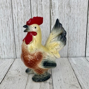Vintage Japan Rooster Pepper Shaker - Replacement - Country Kitchen - Chicken and Rooster Collectibles - Rooster Porcelain Figurine