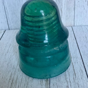 Beautiful Antique Hemingray No 9 Glass Insulator - Hobnail Bottom, DIY, Lamp