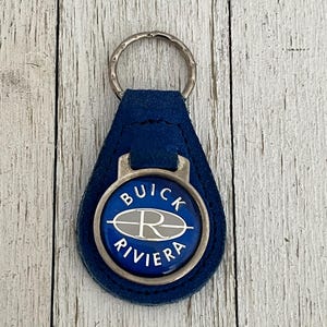 Rare Vintage Original Buick Riviera Keychain Leather Keyring Automobilia - Classic Car Collectibles