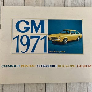 1971 GM Brochure - Chevrolet, Pontiac, Oldsmobile, Buick, Cadillac Buyers Guide