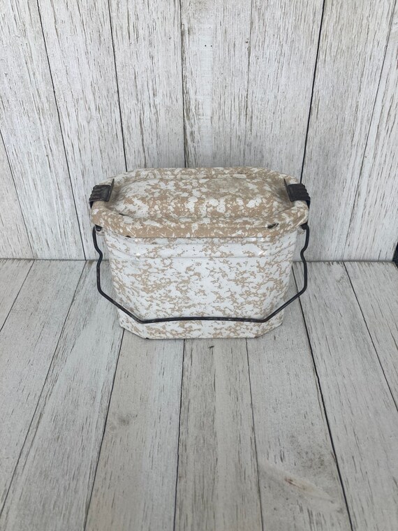 Vintage Enamel Graniteware French Lunch Pail Box W