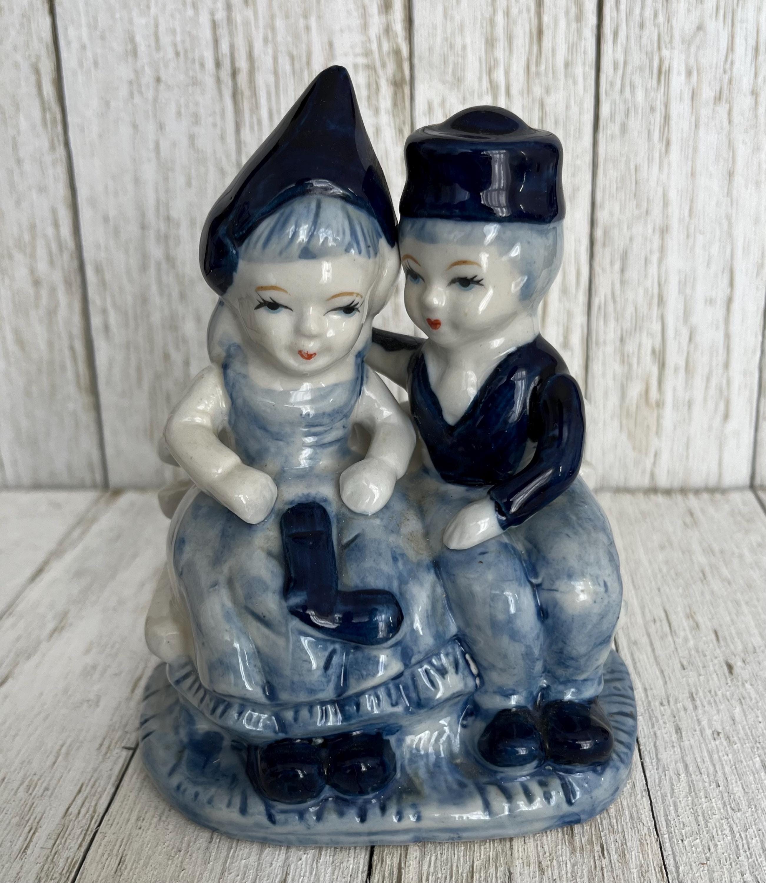 Vintage Delft Blue Holland Figurine – Seated Couple on Bench