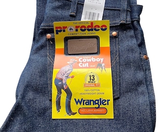 Vintage Wrangler  31x38 Pro Rodeo Cowboy Cut Men's Blue Jeans  Made In Usa 13MWZ