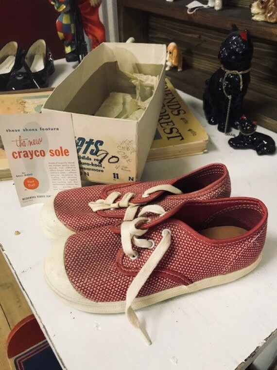 DEADSTOCK! 1950's Jets Red Ball Canvas Child's Ten