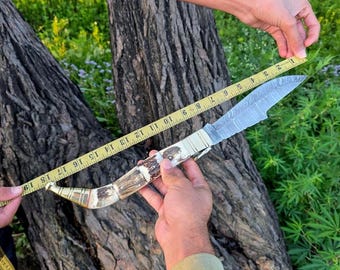 Navaja plegable española de 47 cm, hecha a mano, con mango de asta de ciervo y funda de cuero.