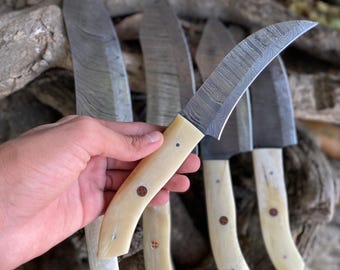 Juego de cuchillos de chef de acero de Damasco forjado a mano – Mango de hueso blanco, funda de cuero