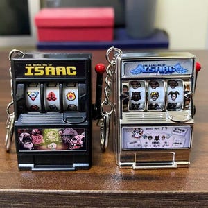The Binding of Isaac Mini Slot Machine Keychain | Gamer Gift for Roguelike Fans
