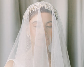 Soft drop veil with lace, dotted drop veil, leafy lace veil, soft bridal veil, blusher veil, circle veil - Poesie Style 21036